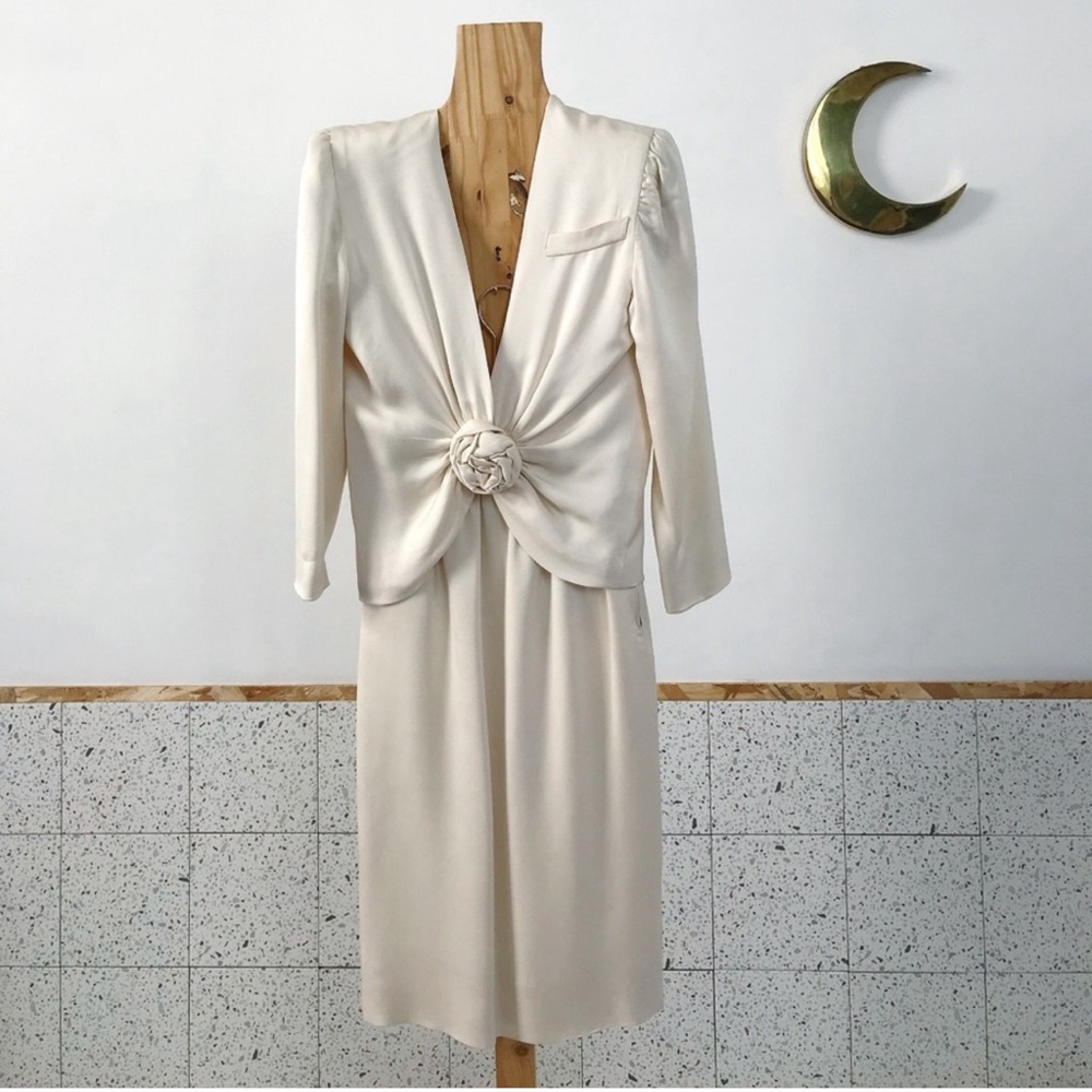 Lanvin cream 100% Silk Suit size 36